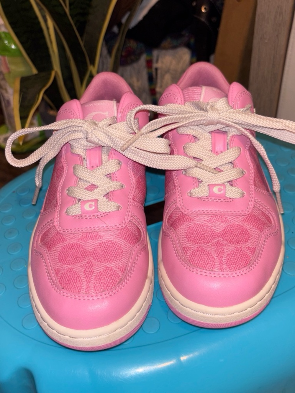 Coach Pink Logo-Detail Kids Lace-Up Sneakers